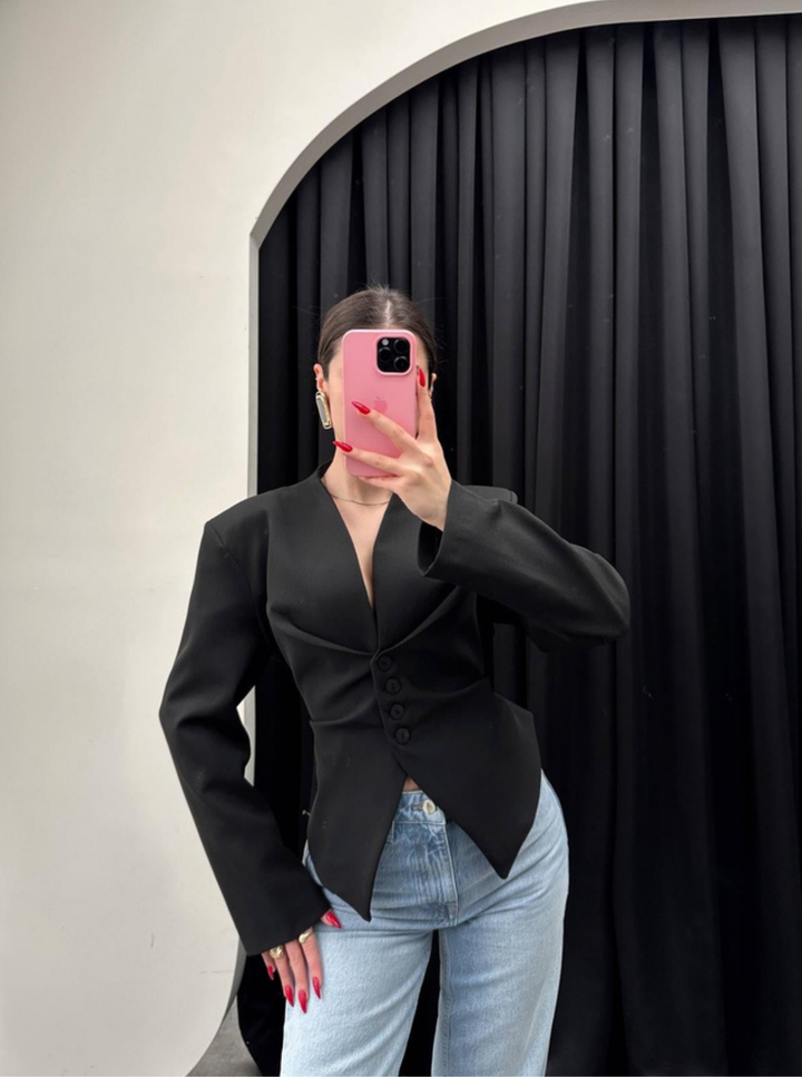 Curve Cut Blazer