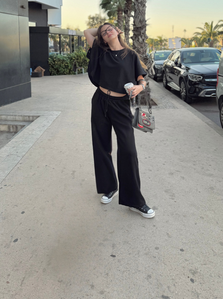 Yelda Suit