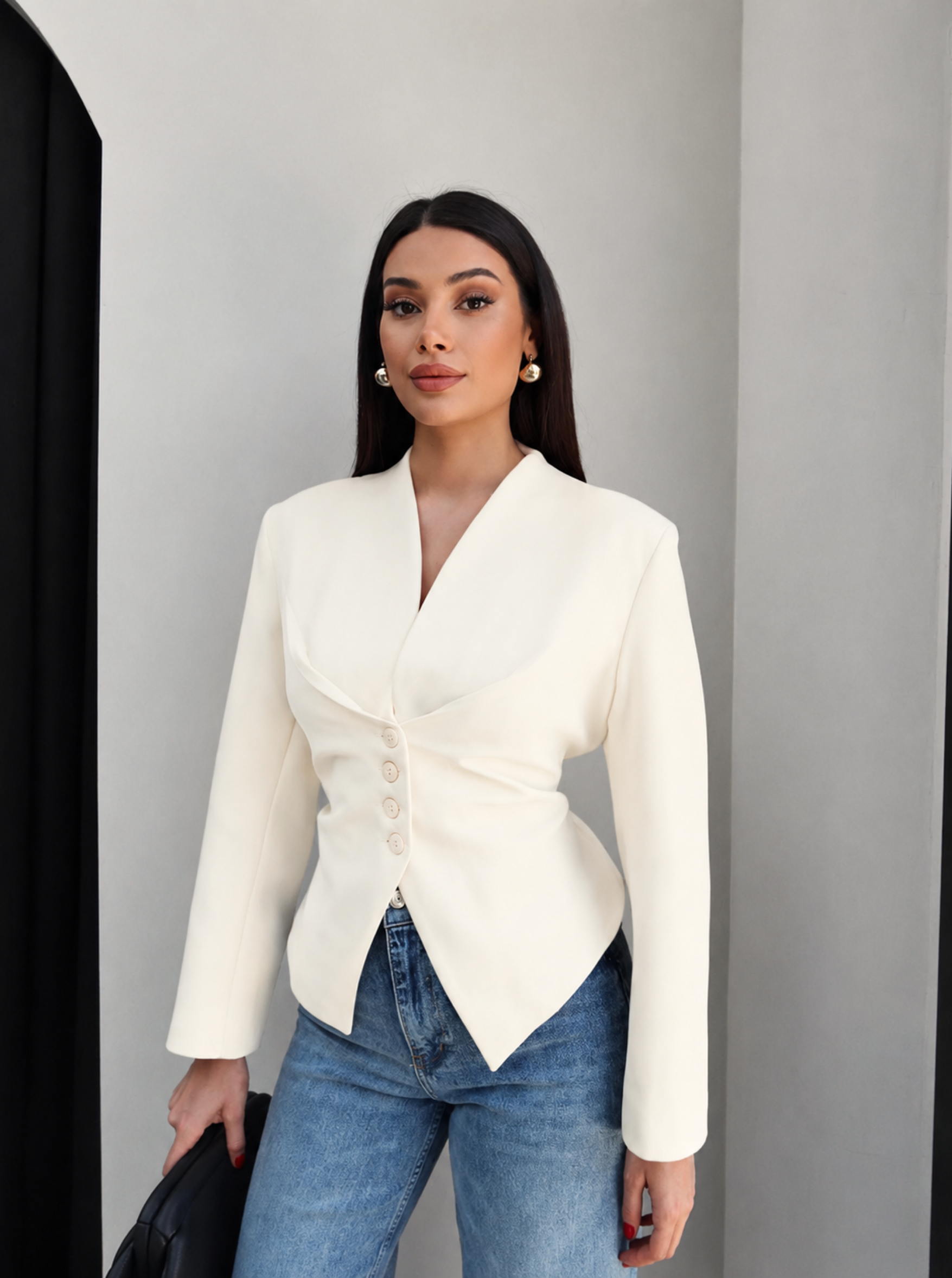 Curve Cut Blazer