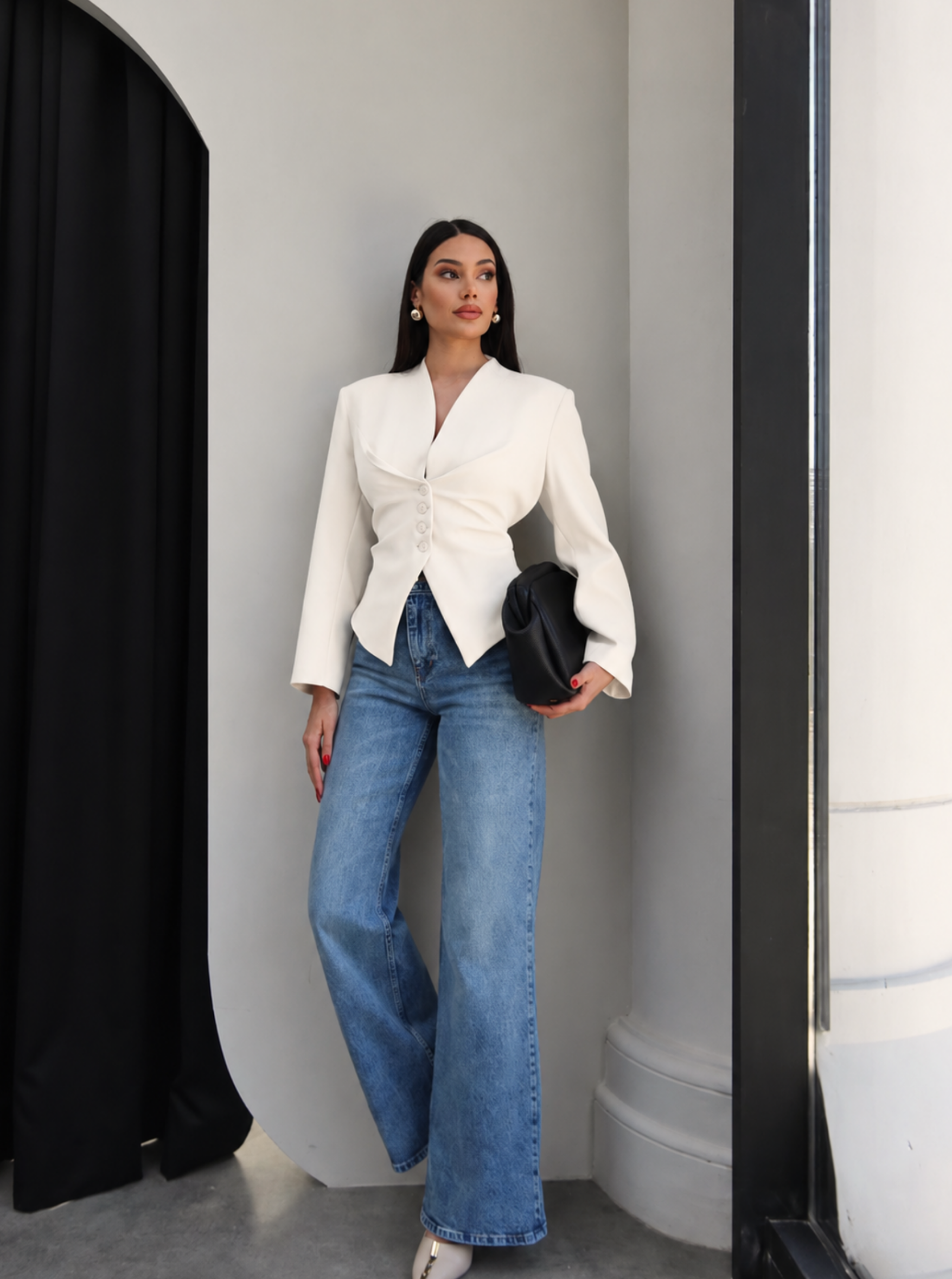 Curve Cut Blazer